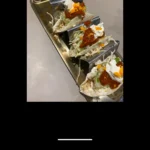 Giao diện công cụ chỉnh sửa ảnh Google Photos trên iPhone, hiển thị các lựa chọn Magic Eraser, Unblur và Blur để xóa vật thể hoặc làm mờ ảnh.