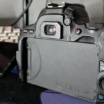 Kính ngắm quang học trên máy ảnh Canon 200D cho hình ảnh chân thực