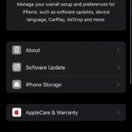 Màn hình Cài đặt chung trên iPhone, nơi truy cập mục Dung lượng iPhone để kiểm tra bộ nhớ Apple Intelligence