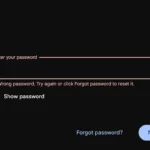 Màn hình hiển thị lỗi "mật khẩu sai" khi người dùng cố gắng đăng nhập vào tài khoản Gmail.