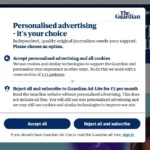 Người dùng xem xét các lựa chọn đăng ký gói Ad-lite trên The Guardian