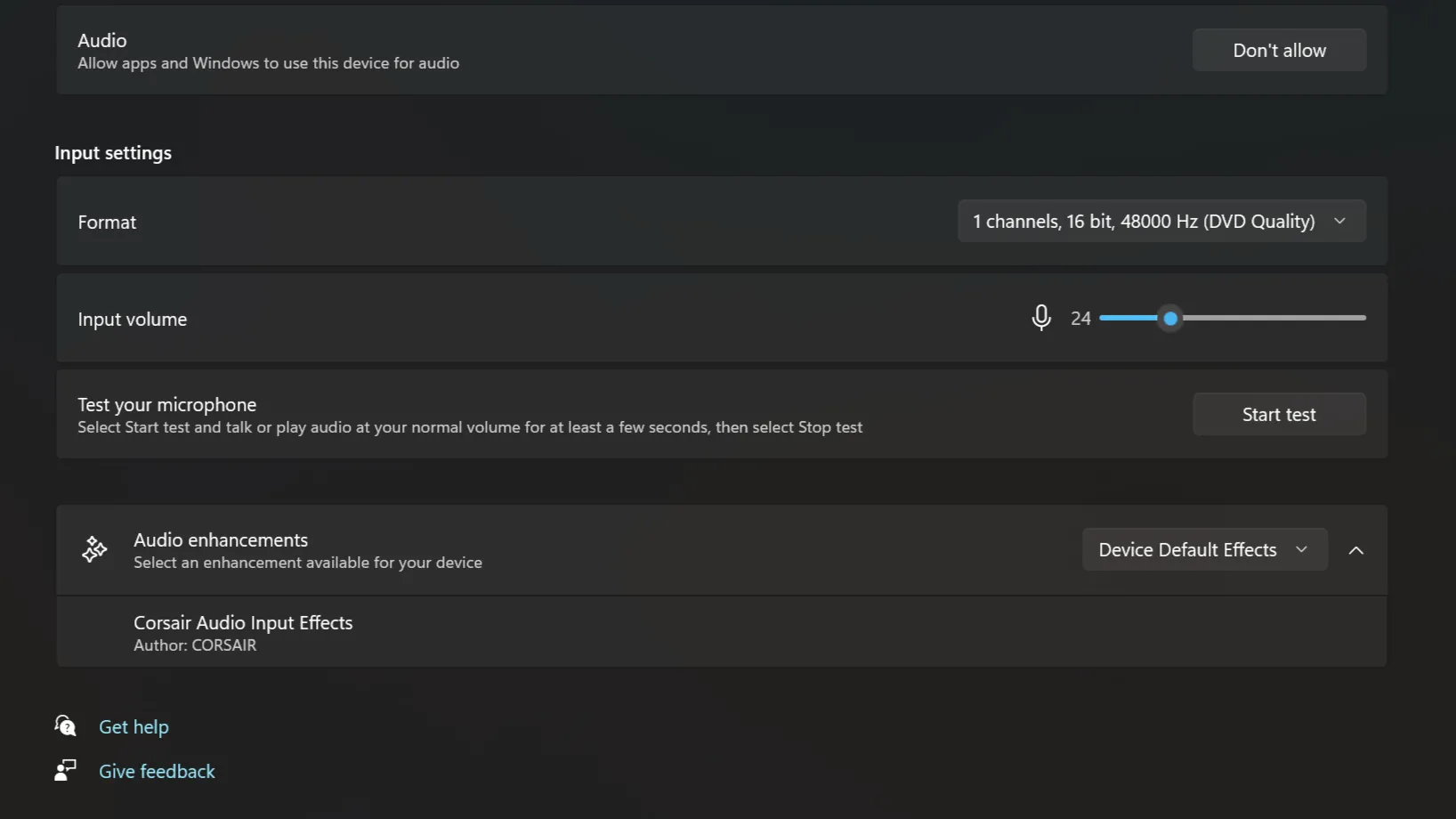 Tùy chọn Cải thiện âm thanh (Audio enhancements) trong cửa sổ thuộc tính thiết bị micro trên Windows 11, nơi người dùng có thể kích hoạt các hiệu ứng âm thanh mặc định.